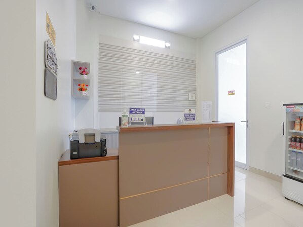 Lobby - OYO 90336 Olive Guest House (Surabaya)