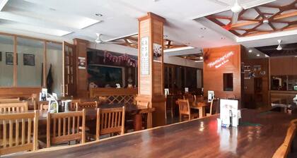 OYO 90428 Remington Hostel