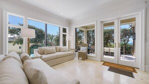 Interior - Poppylu by Five Star Properties (Santa Rosa Beach)