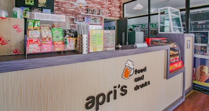 OYO 90072 Apri Inn Syariah