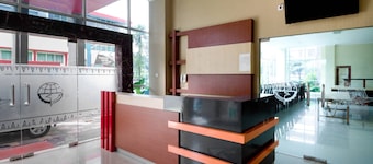 Super OYO 3431 Alpha Hotel Syariah