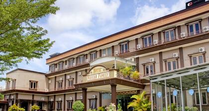 Capital O 90395 Hotel Nascar Family