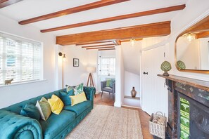 Living area - Abbey View Cottage (Whitby)