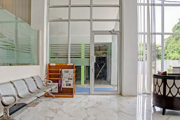 Balcony - (Kualakapuas)