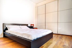 2 chambres, fer et planche à repasser, Wi-Fi gratuit