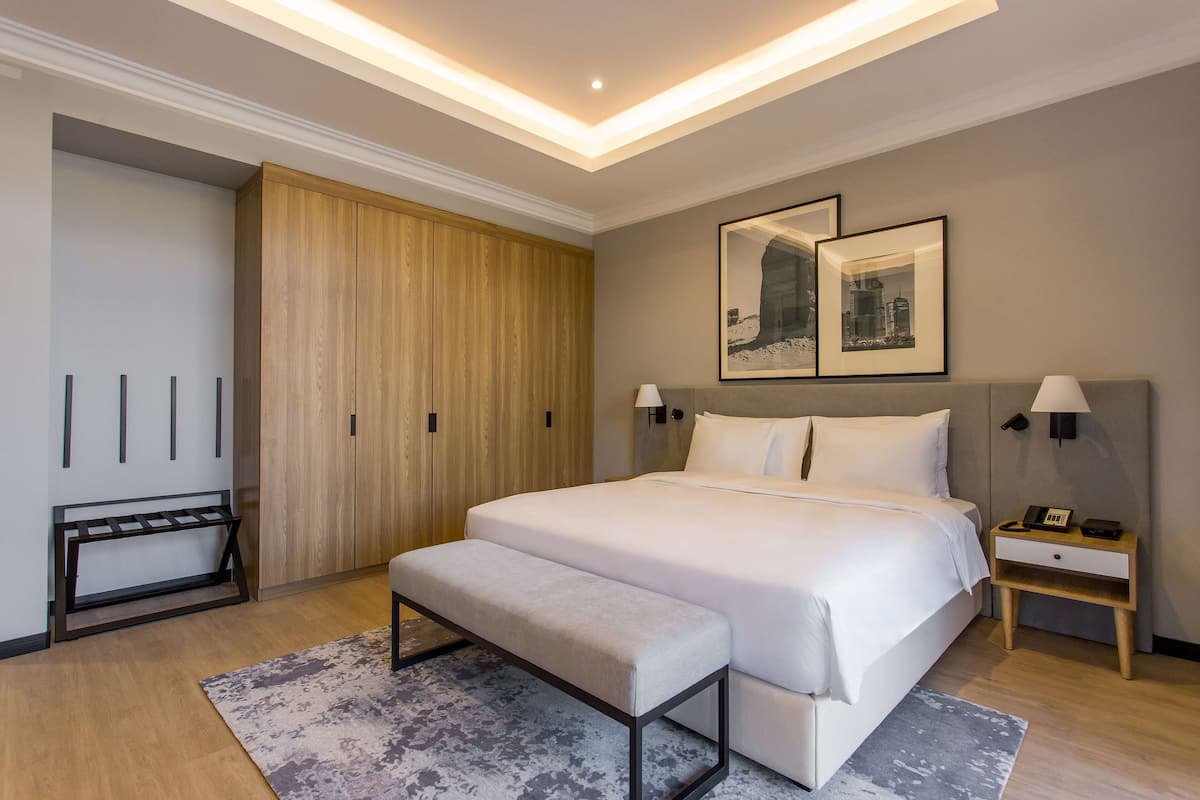 Minibar, desk, laptop workspace, blackout drapes