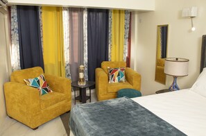 Bügeleisen/Bügelbrett, kostenloses WLAN, Bettwäsche