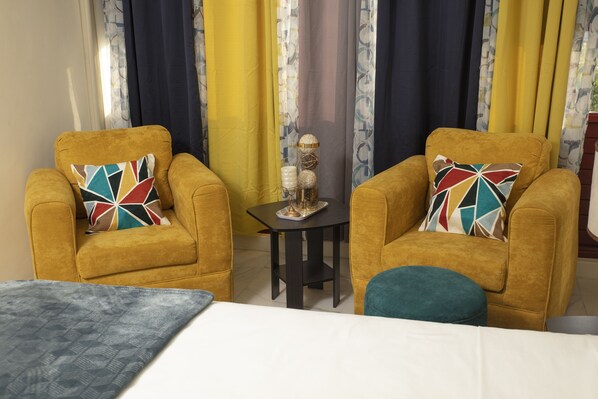 Bügeleisen/Bügelbrett, kostenloses WLAN, Bettwäsche