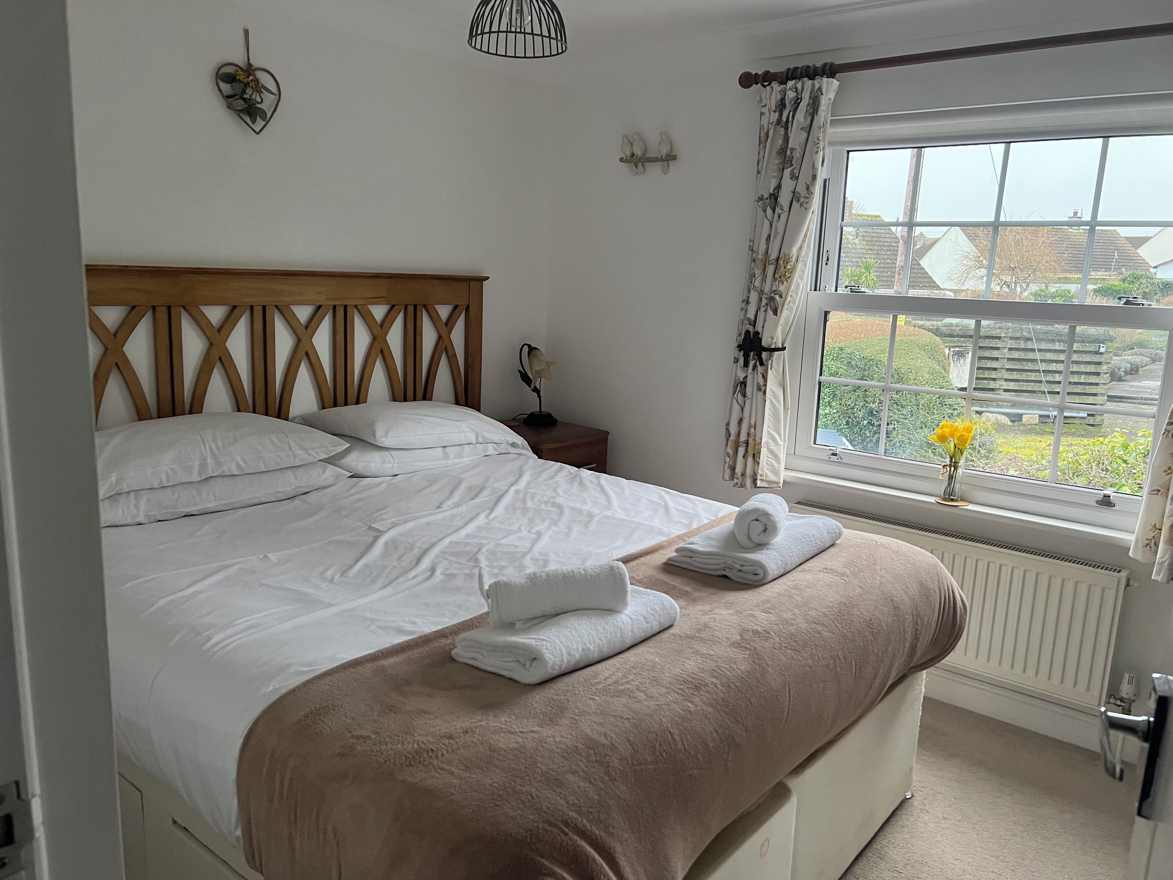 Cottage | 2 bedrooms, individually decorated, individually furnished, free WiFi