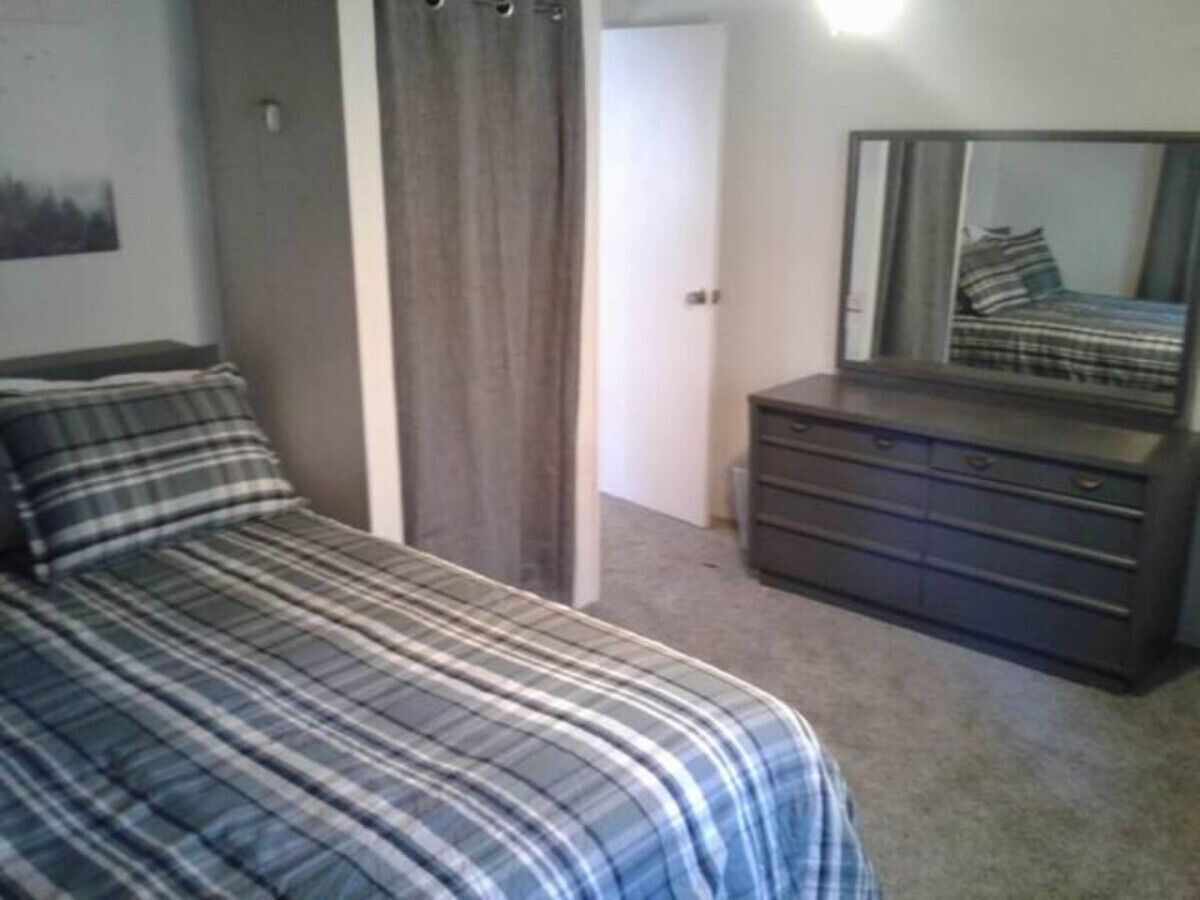 1 dormitorio, cuna de viaje, wifi y ropa de cama