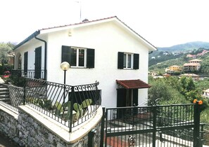 Esterni