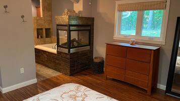 4 habitaciones, escritorio, wifi y ropa de cama