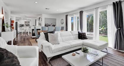 Waterfront 2BR Home Heated Pool BBQ Parking!