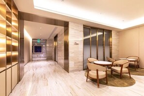 Unclassified image, 2 of 40, button - Ji Hotel (Shanghai)