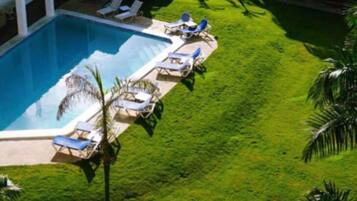 Alberca al aire libre