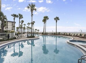 Piscine sur le toit, piscine chauffée