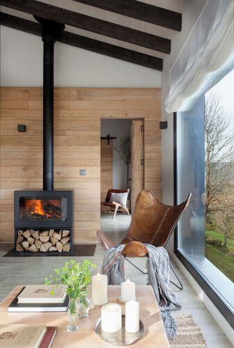 The northern lair Lugás