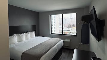 Einzelzimmer, 1 Queen-Bett, Nichtraucher | Daunenbettdecken, Schreibtisch, laptopgeeigneter Arbeitsplatz