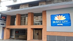 施設の正面