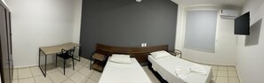 經濟單人房 | 迷你吧、免費無線上網、床單