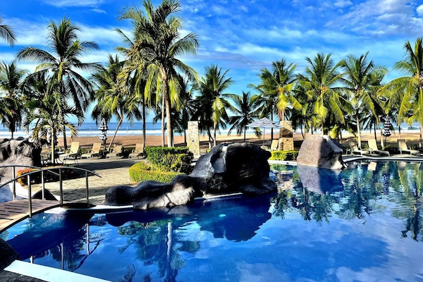 Piscina a l'aire lliure