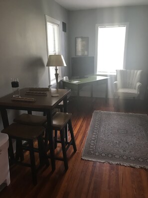 Unclassified image, 3 of 16, button