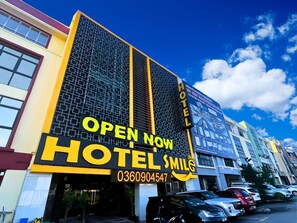 Exterior - Smile Hotel The Mines Seri Kembangan (Seri Kembangan)