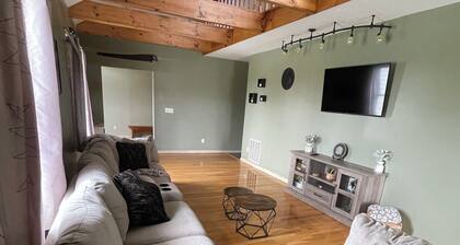 Sip & Stay at StarView Vineyards