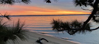 The River House at Whitestone: Pet Friendly, Secluded Private Beach, w/ Kayaks!