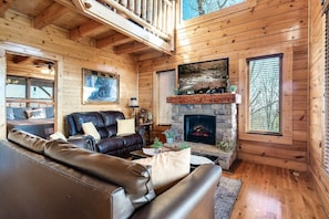 Smart-TV, Kamin, Tischfußball