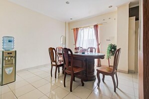 تناول الطعام