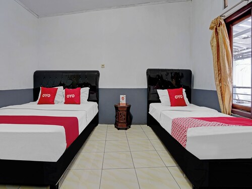 OYO 90405 Penginapan Sasti Kuningan