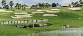 Perfect location! 3b2bFree golf cart! Minutes to Lake Sumter&Spanish Springs