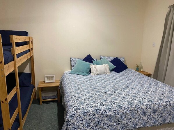 3 chambres, draps fournis
