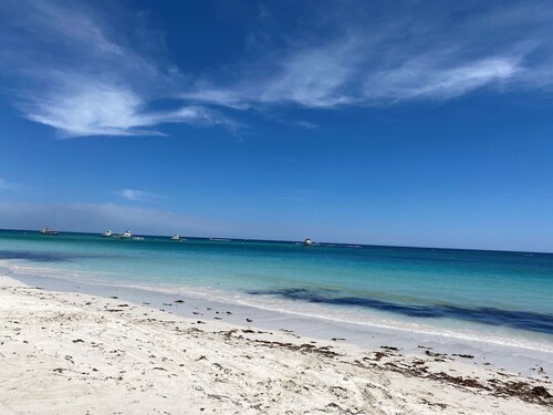 Shore 2 please Holiday Home