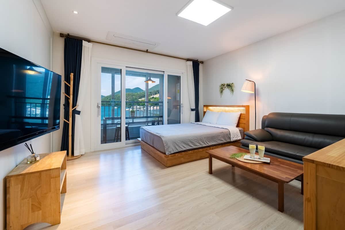#304 (Ocean Suite) | 1 bedroom, free WiFi