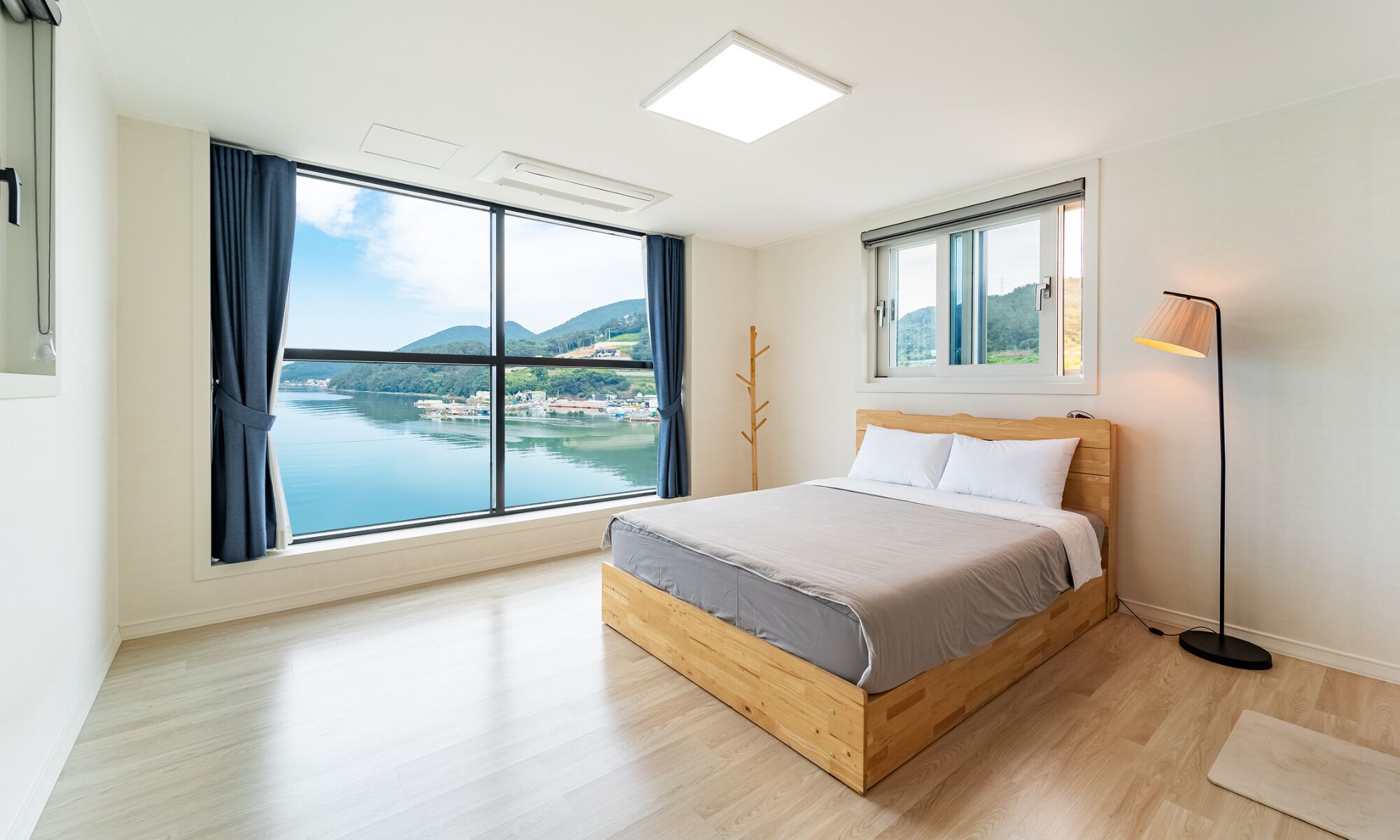 Grand Room, Ocean View