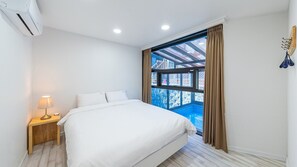 Modern Pool Villa D102