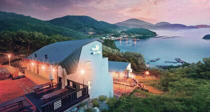 Resort Sea & View