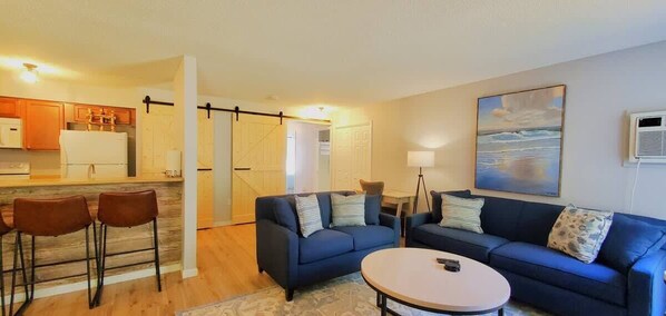 TV, fireplace, offices
