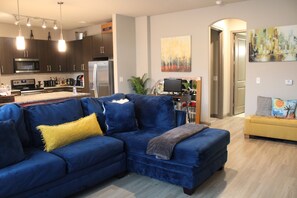Living area - Midtown's Best Skyline Apartment (Atlanta)