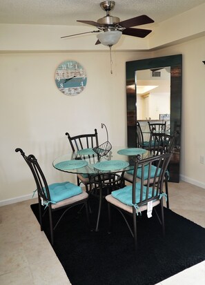 Dining - AMAZING GETAWAY WITH SPECIAL (North Lauderdale)