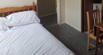 Flat Apsley 3 Sleeps 4 Near Beach