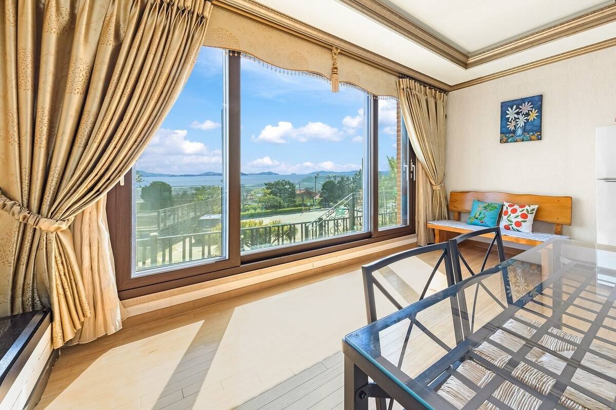 Basic Room, 1 Bedroom (L104) | 1 bedroom, WiFi (free)