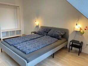 2 Schlafzimmer, Bügeleisen/Bügelbrett, kostenloses WLAN, Bettwäsche