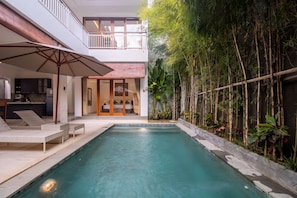 Outdoor pool - Sayang Sanur Villa VIII (Denpasar)
