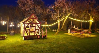 Ferienresidenz Glück auf dem Lande im Ostseeland - 3-Raum-Fewo Blütenzauber