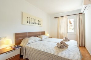 3 habitaciones, tabla de planchar con plancha y wifi gratis 