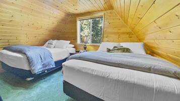 3 bedrooms, free WiFi, bed sheets