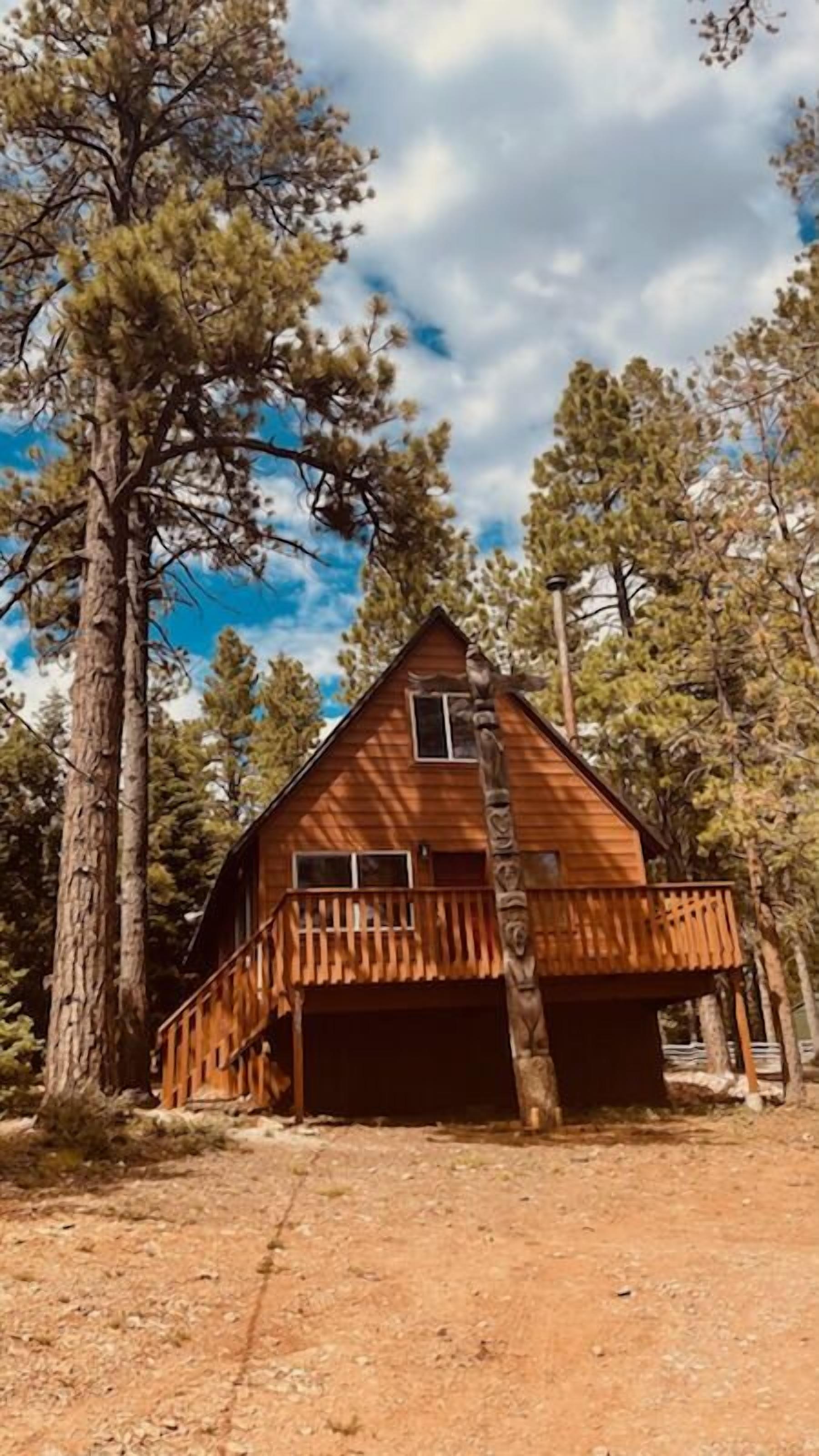 Totem Pole Lodge located in private home in the woods